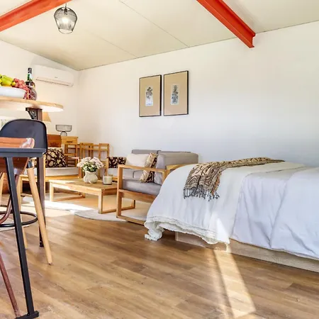 O Miminho, A In Madeira São Jorge