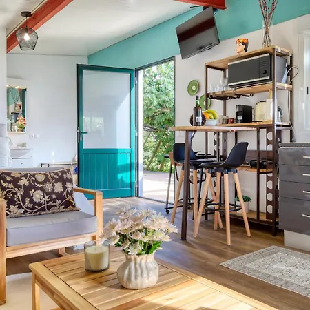 O Miminho, A In Madeira São Jorge